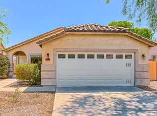 1051 N San Benito Dr, Gilbert, AZ 85234