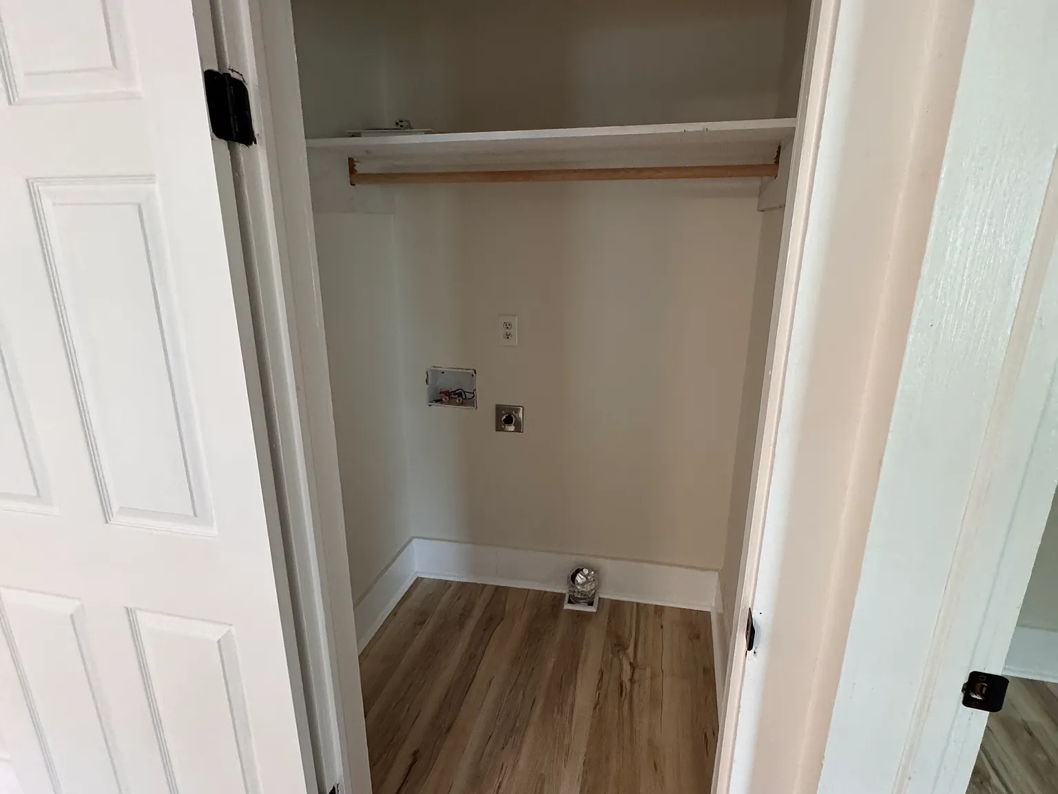 2 bed, 900 sqft, $1,200 — Photo 3