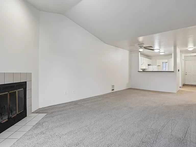 Poplar Lane Apartments — Photo 63