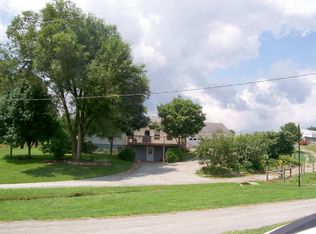886 Logan Run Rd, Flemingsburg, KY 41041