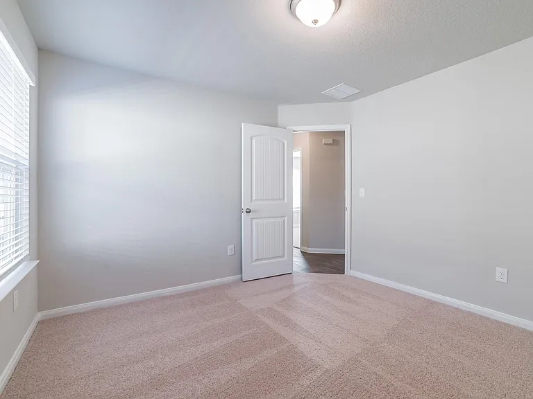 14128 Macquarie Dr — Photo 21