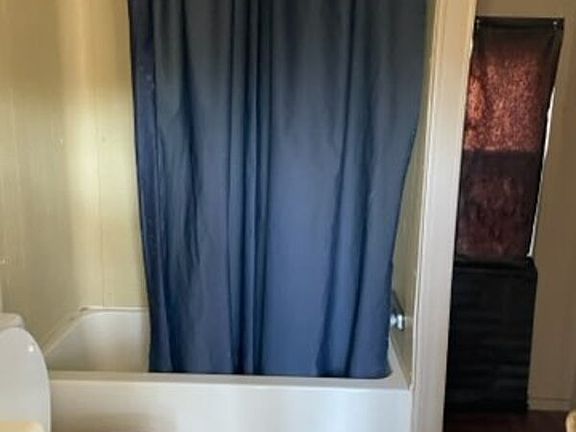 2nd image of 125 Emily St