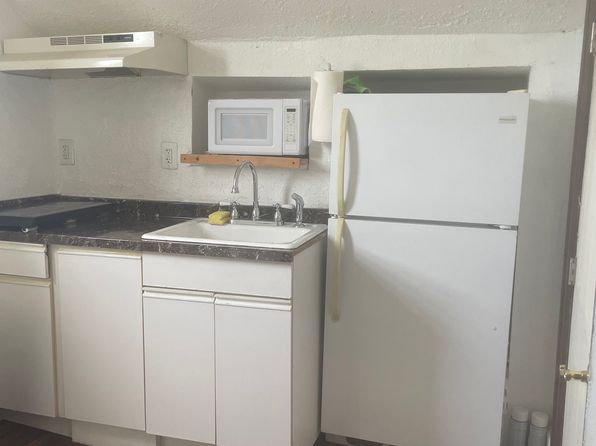 277 NE 82nd St Unit 1