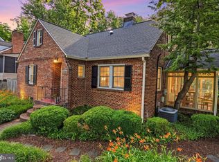 9101 Autoville Dr, College Park, MD 20740