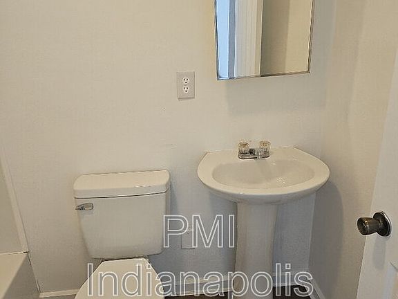 5th image of 2926 E 17th St Unit A