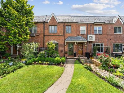 8518 65th Rd, Rego Park, NY, 11374