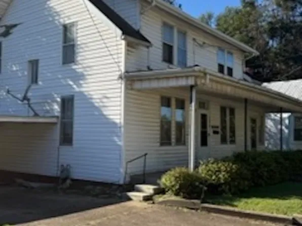 124 S Main Ave, Weston, WV 26452