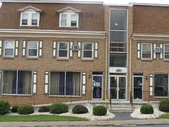 4th image of 3517 Walnut St APT 3