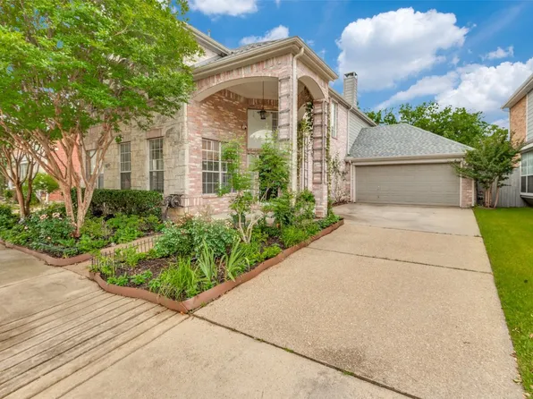 8911 Crescent Ct, Irving, TX 75063