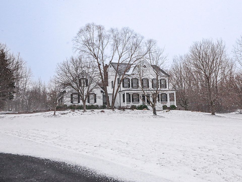 1st image of 266 Paul Revere Dr