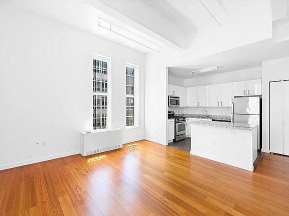 4th image of 184 Kent Ave APT D417