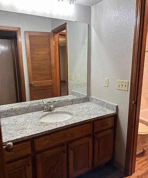 13733 Fairhill Ave — Photo 10