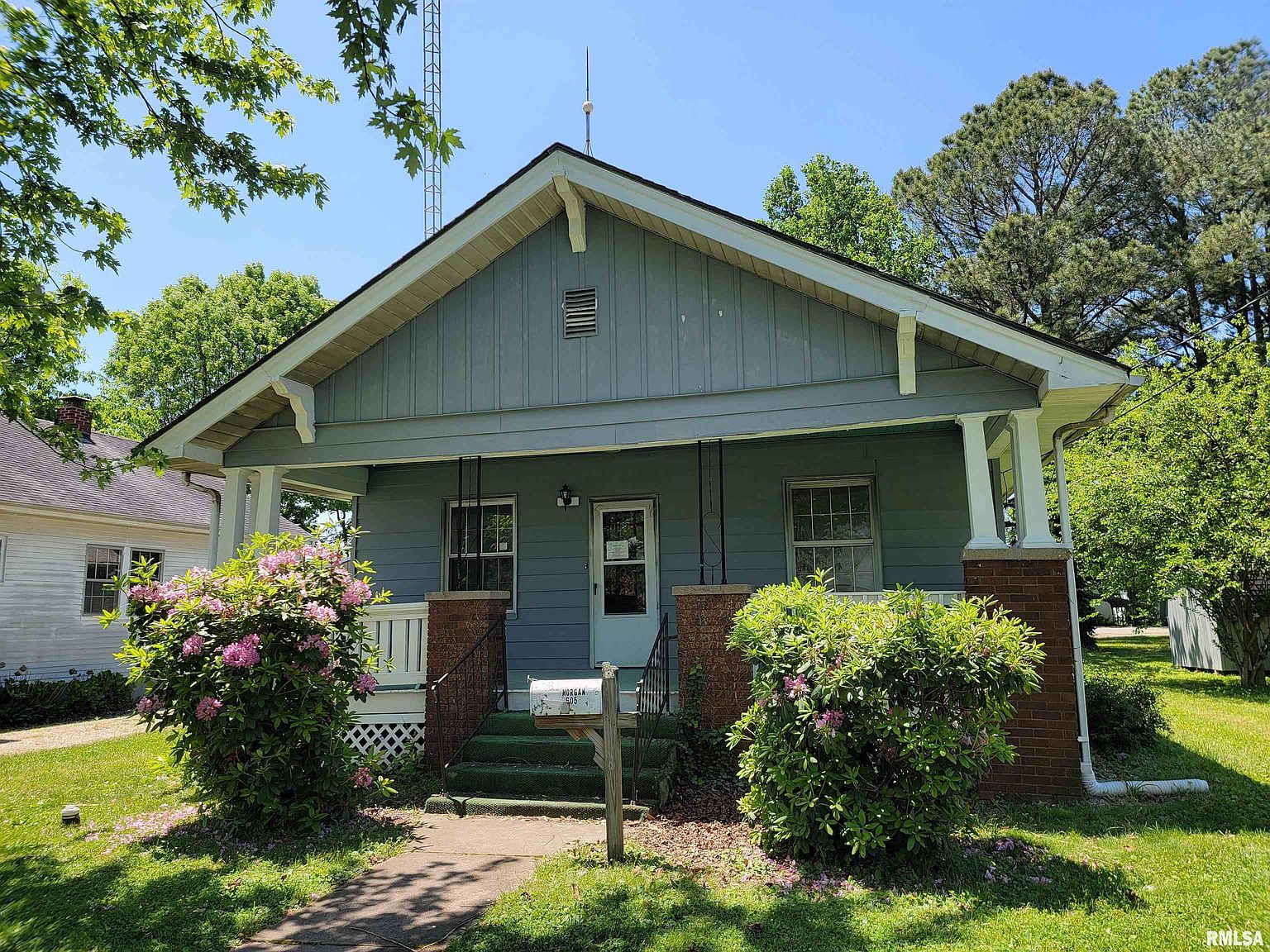 605 N Epworth St, Fairfield, IL 62837 Zillow