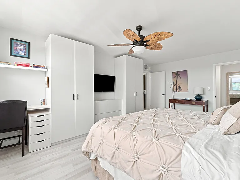 2121 N Ocean Blvd #405W — Photo 24