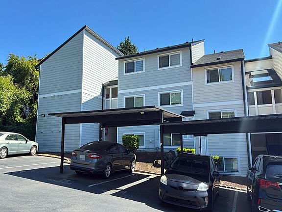 2nd image of 15210 Macadam Rd S APT D301