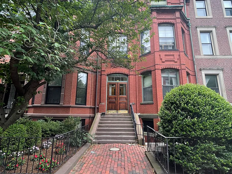 274 Marlborough St #2 — Photo 3