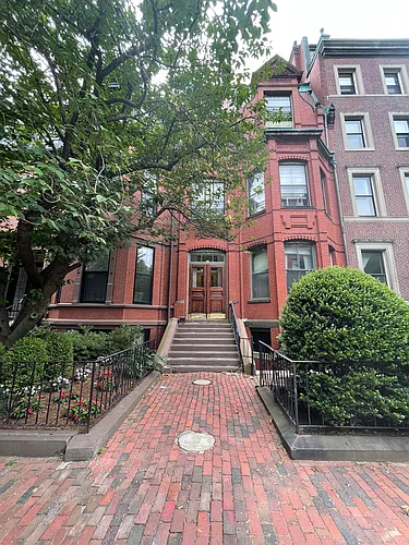 178 Marlborough St Photo 1