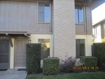 1077 Rivara Rd APT 211, Stockton, CA, 95207
