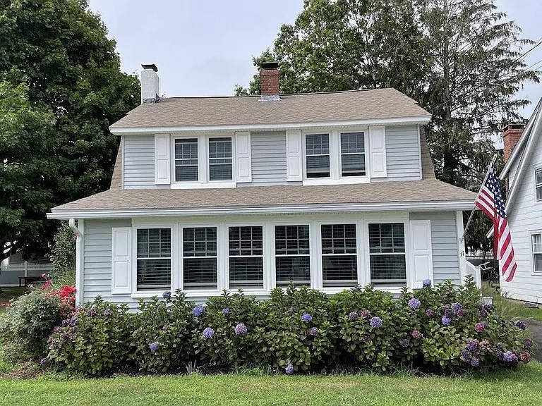17 Town Beach Rd — Photo 10