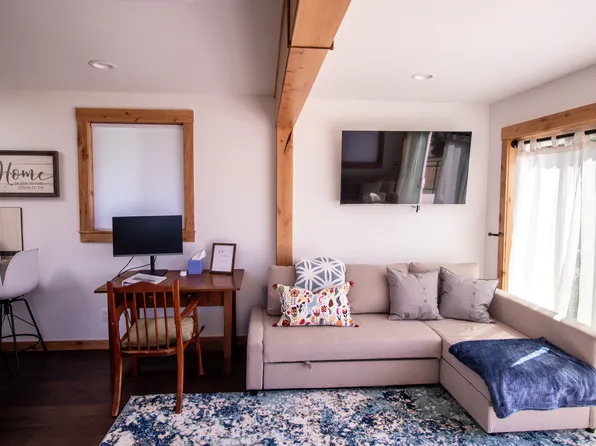 18547 Camp 12 Rd #1, Leavenworth, WA 98826