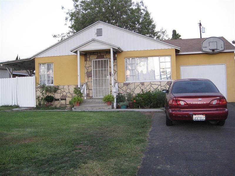 1st image of 10918 Alclad Ave