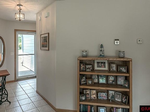 2nd image of 105 Emerald Ct