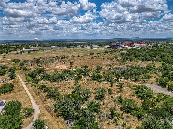 3rd image of 91 Park Trail Drive