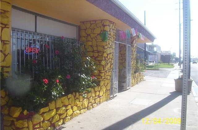 1st image of 543 Highland Ave