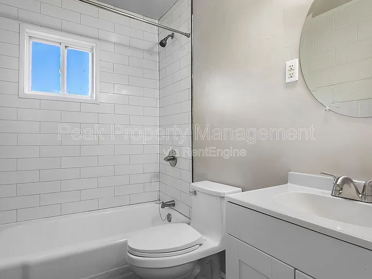 925 N 20th St #D — Photo 13
