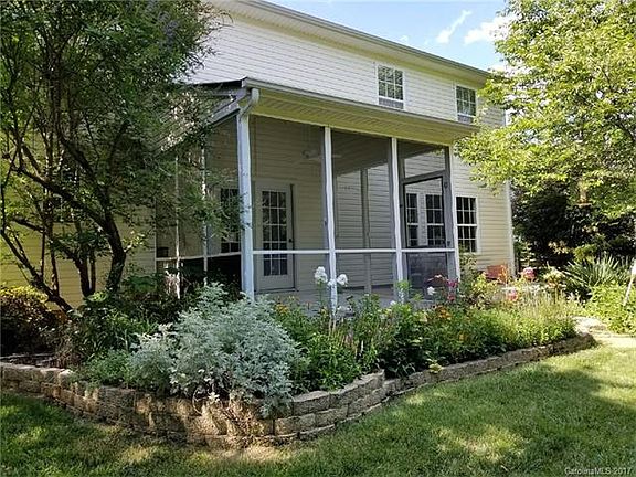 2nd image of 3133 Huntington Ridge Ct