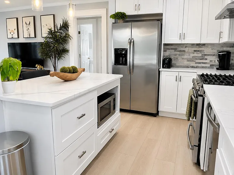 734 Grove St N #1/2 — Photo 7