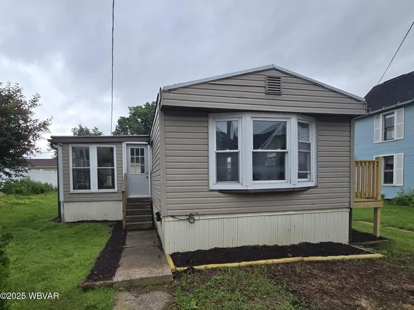 333 Glover St, Jersey Shore, PA 17740