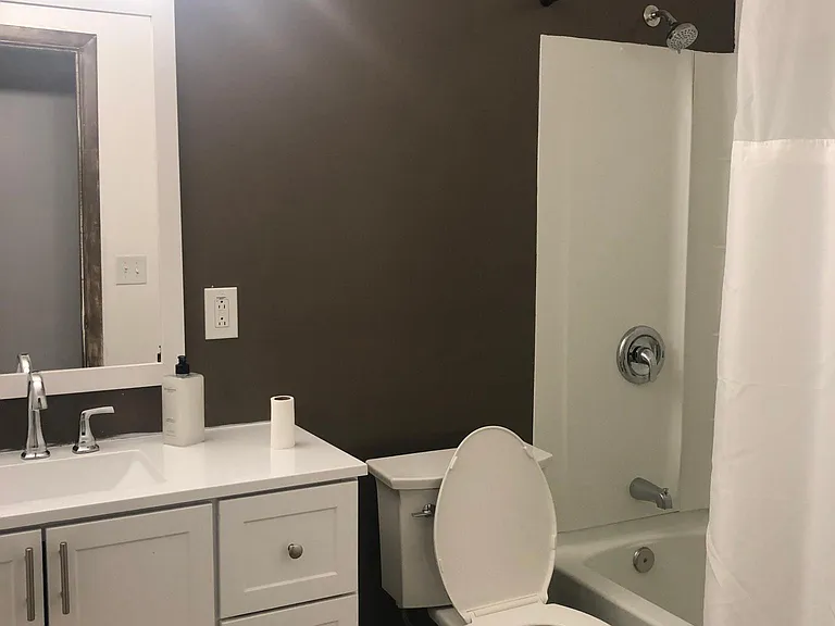 7673 Center St — Photo 17