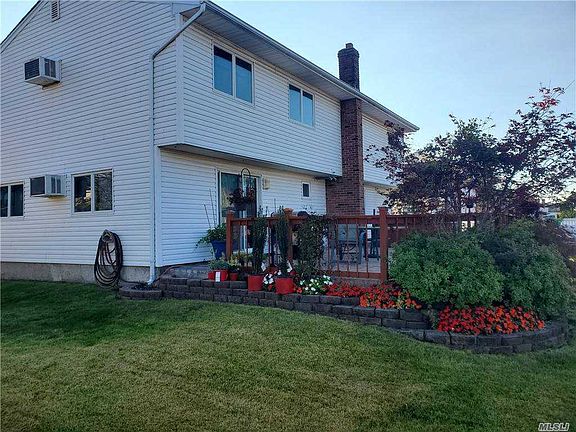4th image of 3360 Parkway Dr