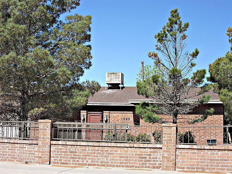 1st image of 1549 Phil Gibbs Dr