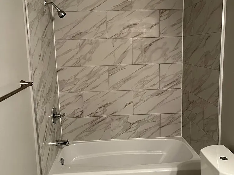 5640 Pardee — Photo 2