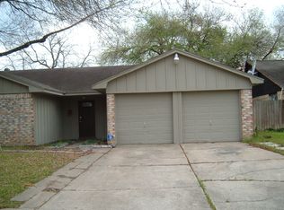 3211 Honey Creek Dr, Houston, TX 77082