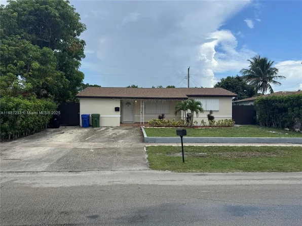 2855 SW 10th St, Fort Lauderdale, FL 33312