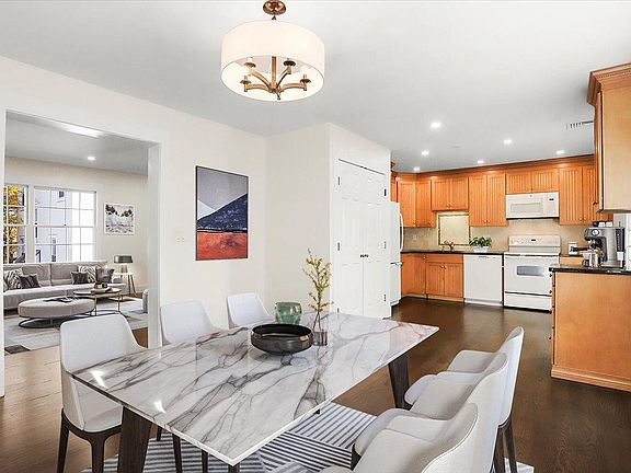 4th image of 56 Sterling Ave #2