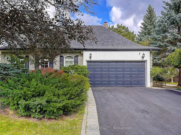 46 Caravan Dr, Toronto, ON M3B 1N3