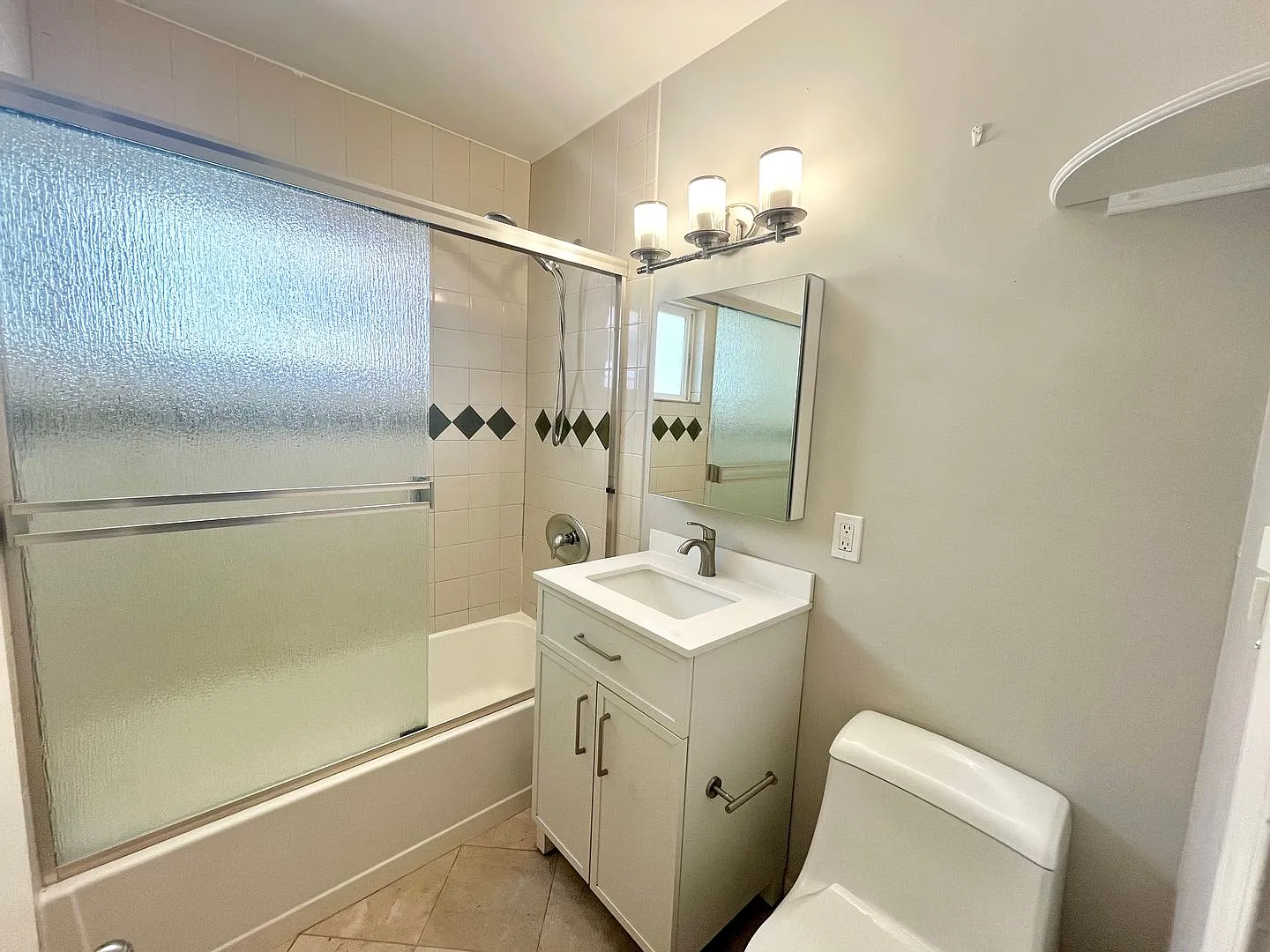 4682-4692 W Point Loma Blvd — Photo 3