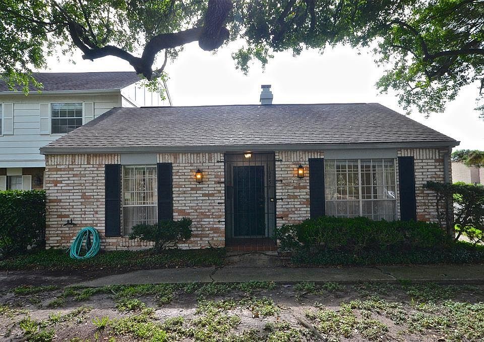 1st image of 10851 Sandpiper Dr #191