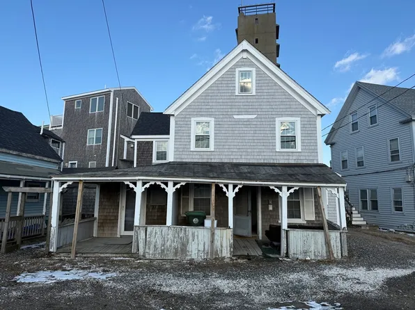 236 Ocean St, Marshfield Hills, MA 02051