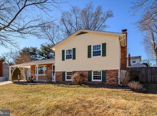 12001 Suffolk Ter, Gaithersburg, MD 20878