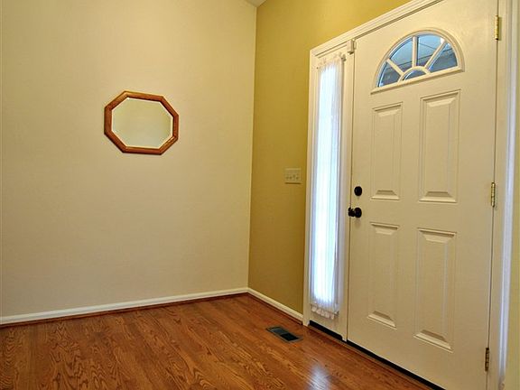2nd image of 10613 Williamswoods Dr