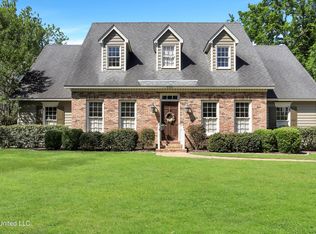 5351 Carolwood Dr, Jackson, MS 39211