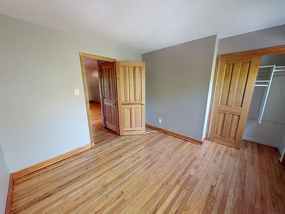 4th image of 327 Kauffman St #2a3fe833a