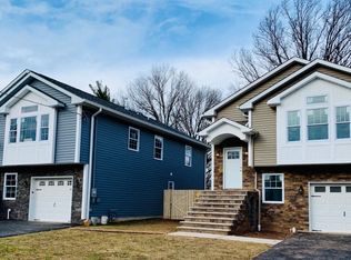 2010 Rutherford St, Rahway, NJ 07065