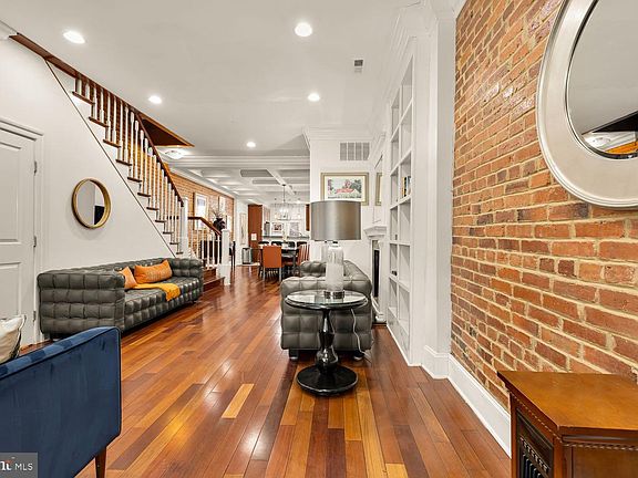 2nd image of 2814 13th St NW