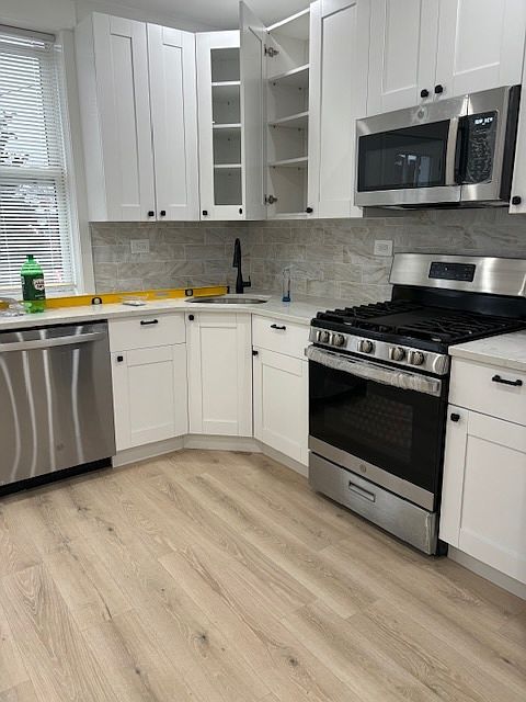 1st image of 852 E 230th St Floor 1